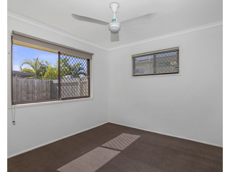 33 Learmonth Street, Strathpine QLD 4500