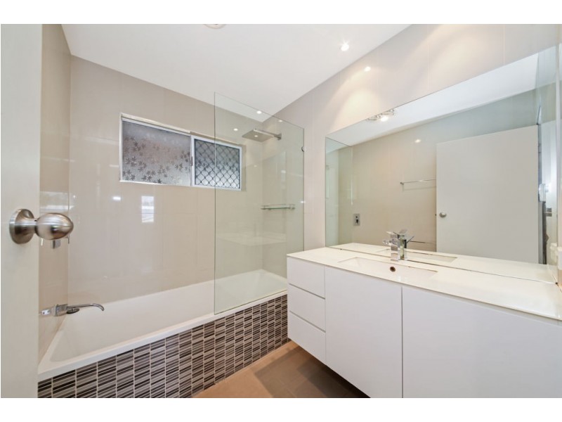 39 Leitchs Road South, Albany Creek QLD 4035