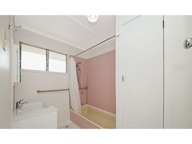 384 Bracken Ridge Road, Bracken Ridge QLD 4017