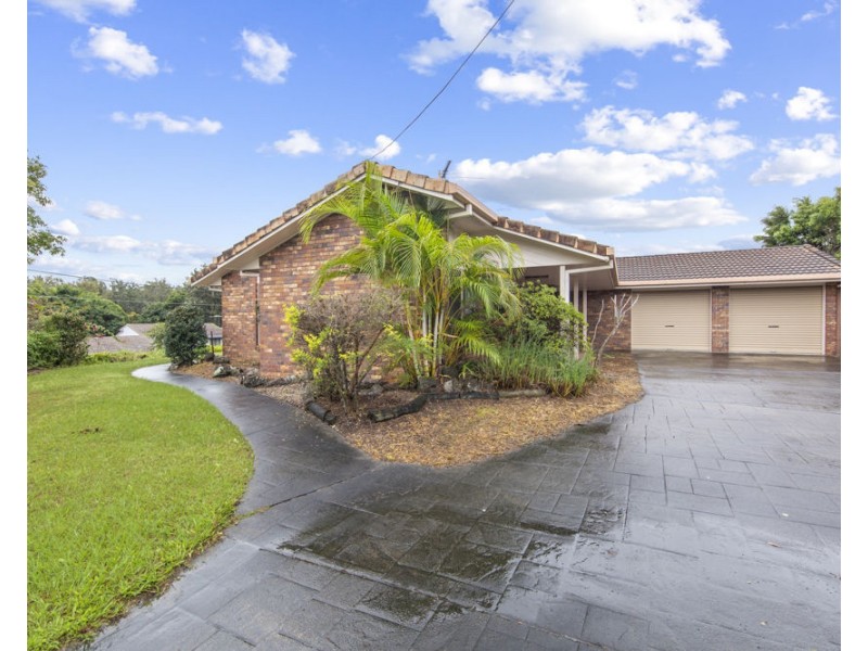 1 Lark Court, Albany Creek QLD 4035