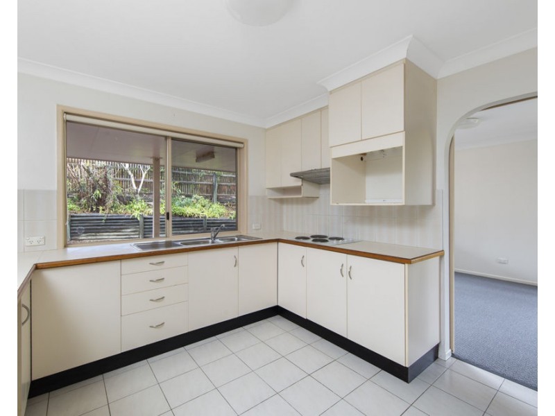 1 Lark Court, Albany Creek QLD 4035