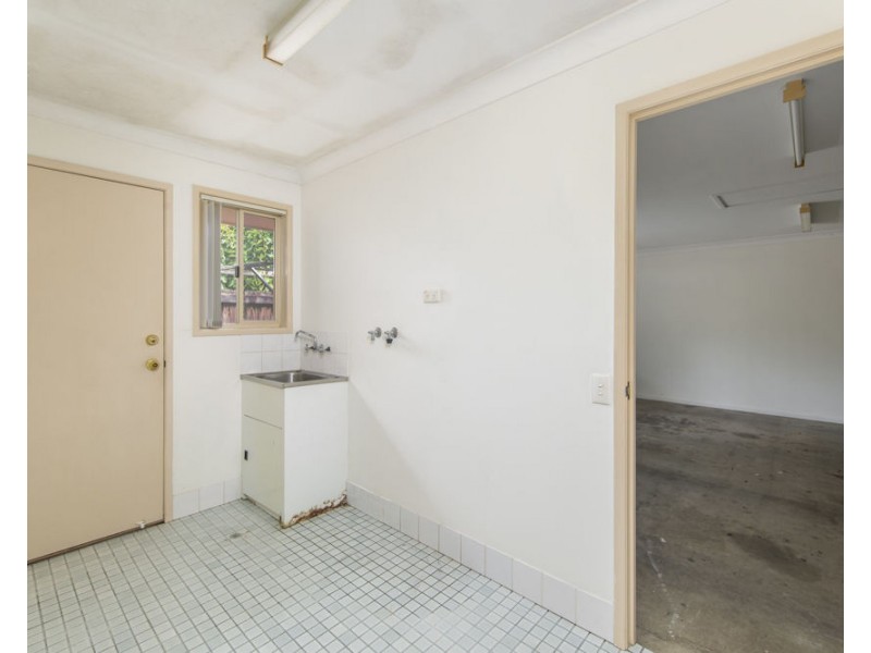 1 Lark Court, Albany Creek QLD 4035