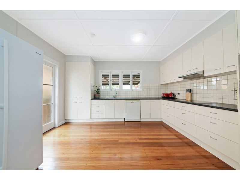 31 Nevin Street, Aspley QLD 4034