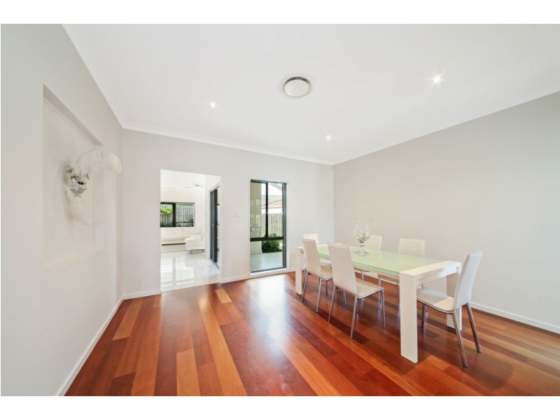 51 Petrie Crescent, Aspley QLD 4034