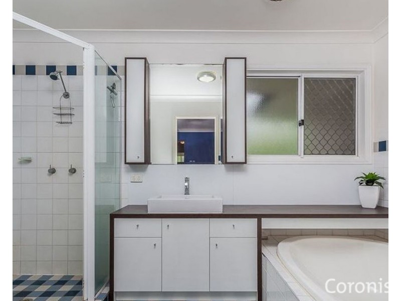 22 Bronson Street, Bridgeman Downs QLD 4035