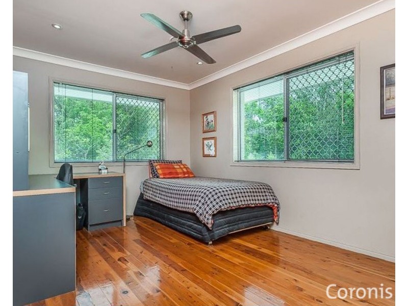 22 Bronson Street, Bridgeman Downs QLD 4035