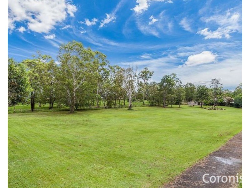 22 Bronson Street, Bridgeman Downs QLD 4035