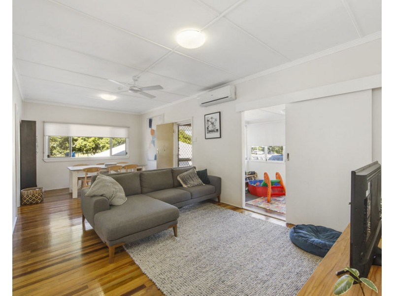 351 Rode Road, Wavell Heights QLD 4012