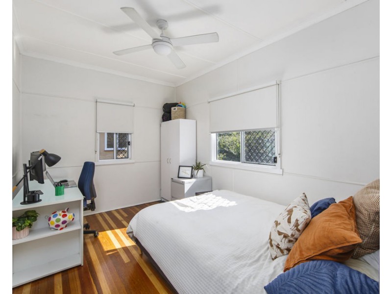 351 Rode Road, Wavell Heights QLD 4012