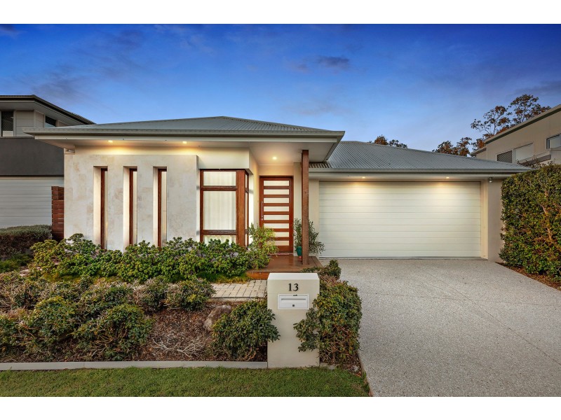 13 Flinders Circuit, Fitzgibbon QLD 4018
