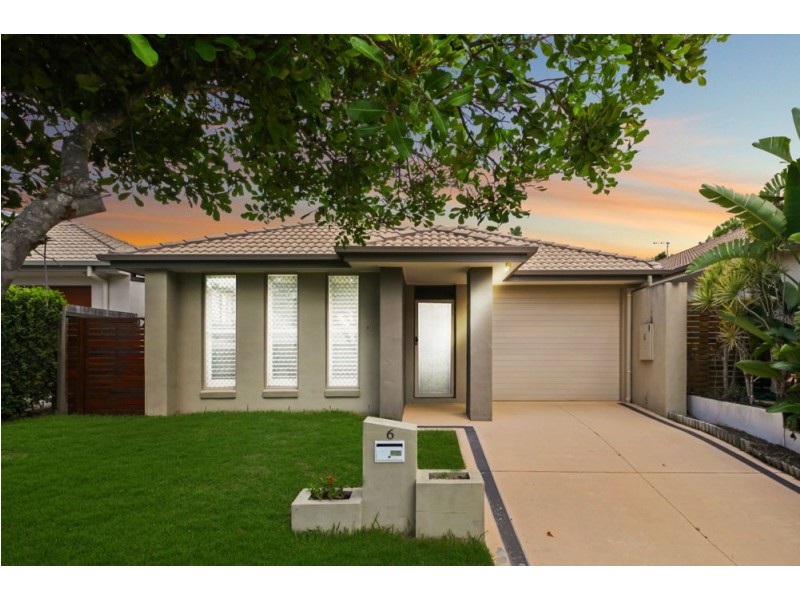 6 Millettia Close, North Lakes QLD 4509