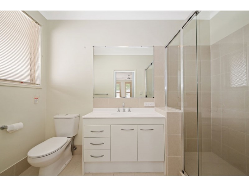 6 Millettia Close, North Lakes QLD 4509