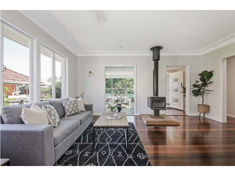 21 Ellerdale Street, Aspley QLD 4034