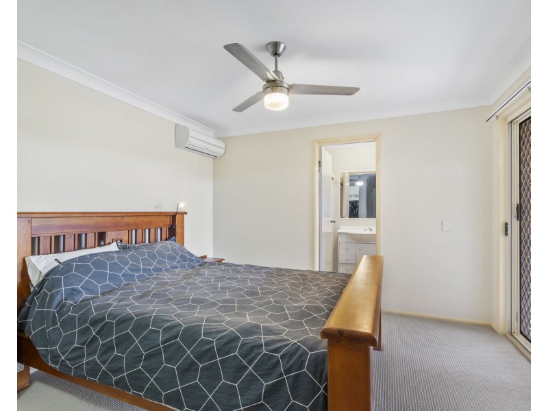 38 Azalea Crescent, Fitzgibbon QLD 4018