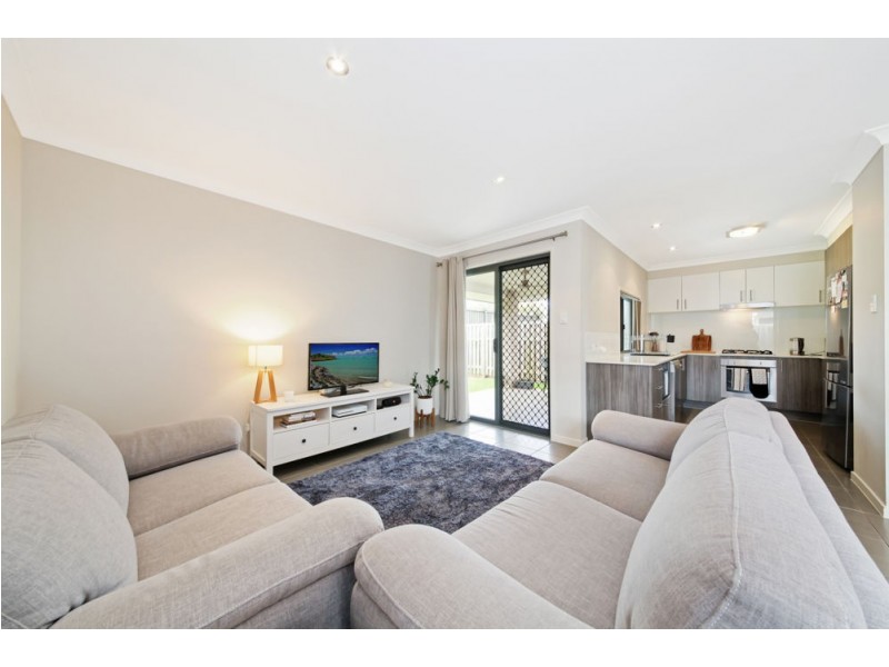 25 Tribeca Circuit, North Lakes QLD 4509