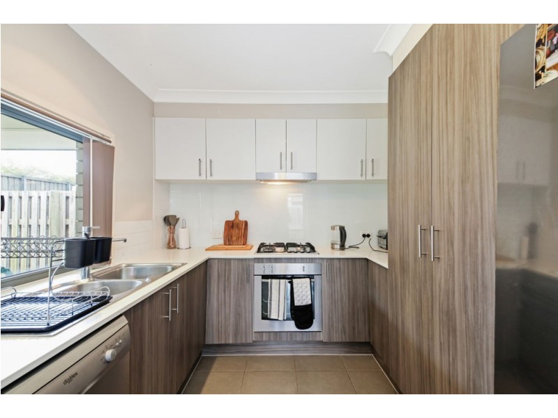 25 Tribeca Circuit, North Lakes QLD 4509
