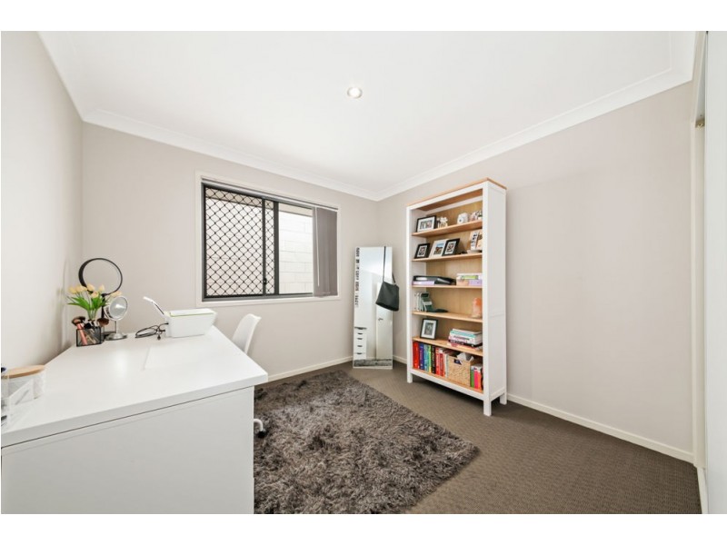 25 Tribeca Circuit, North Lakes QLD 4509