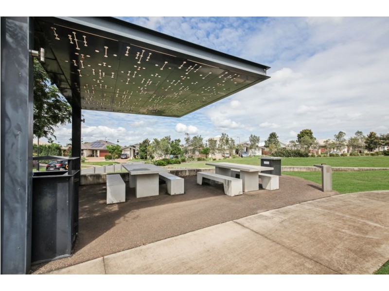 25 Tribeca Circuit, North Lakes QLD 4509