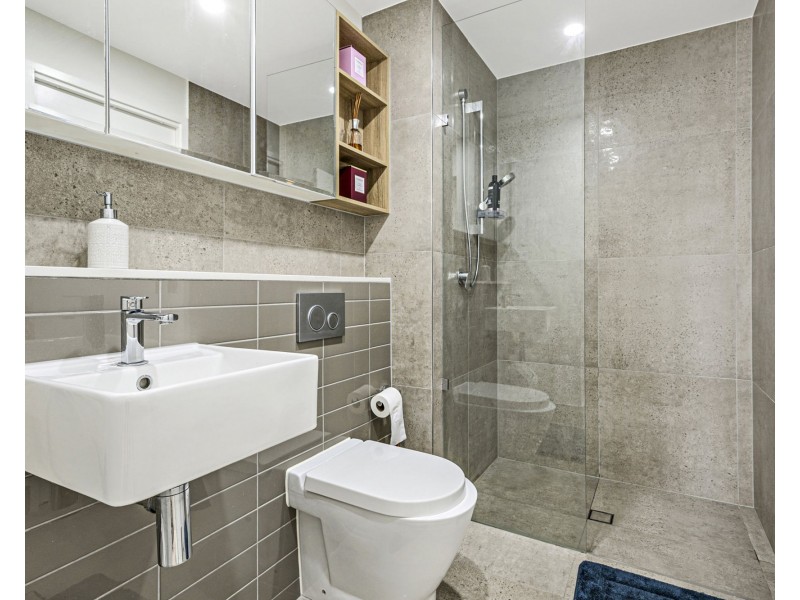602/16 Curwen Terrace, Chermside QLD 4032