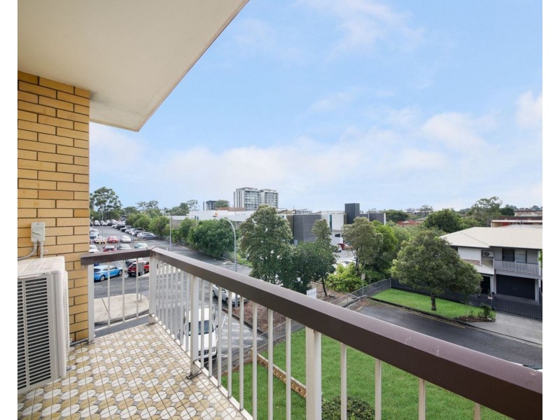 6/109 Wallace Street, Chermside QLD 4032