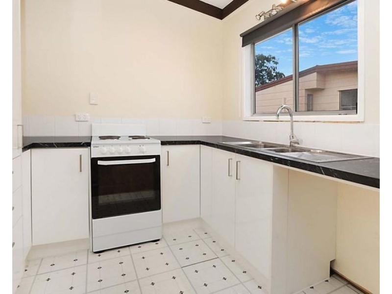 112 Spitfire Av, Strathpine QLD 4500
