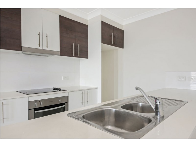 4/74 Battersby Street, Zillmere QLD 4034