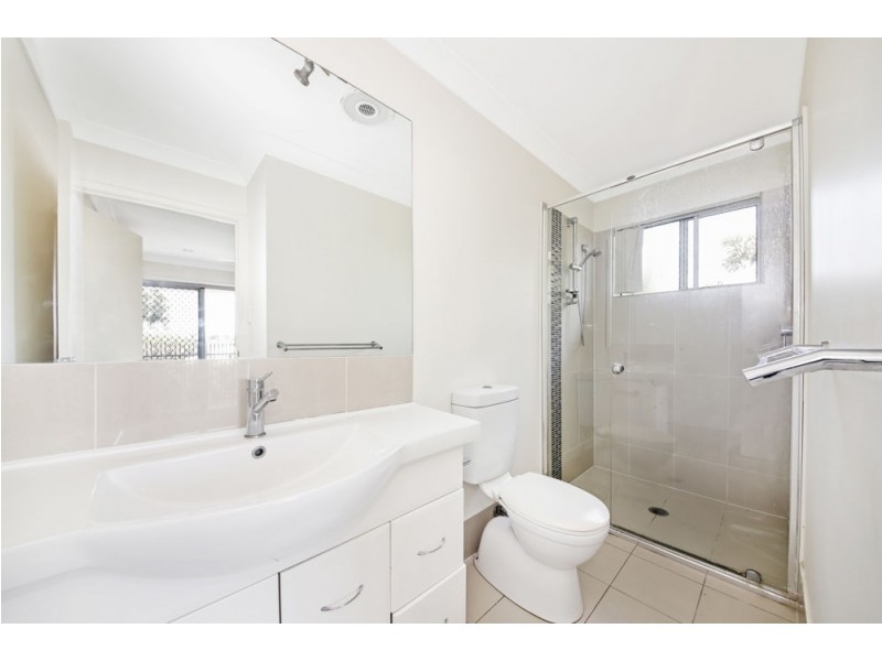 4/74 Battersby Street, Zillmere QLD 4034