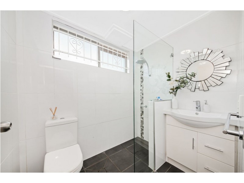 12 Jethro Street, Aspley QLD 4034