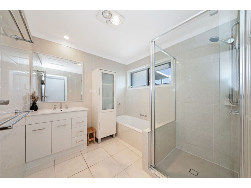 17 Nemira Street, Carseldine QLD 4034