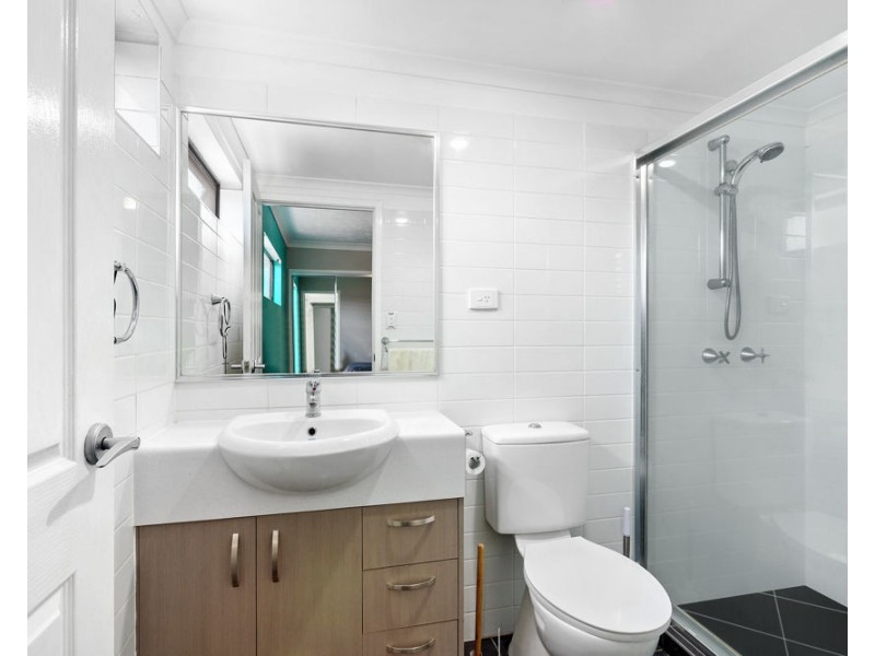 2/397 Rode Road, Chermside QLD 4032