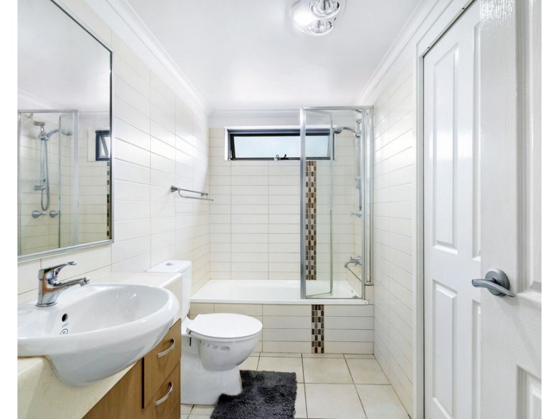 2/397 Rode Road, Chermside QLD 4032