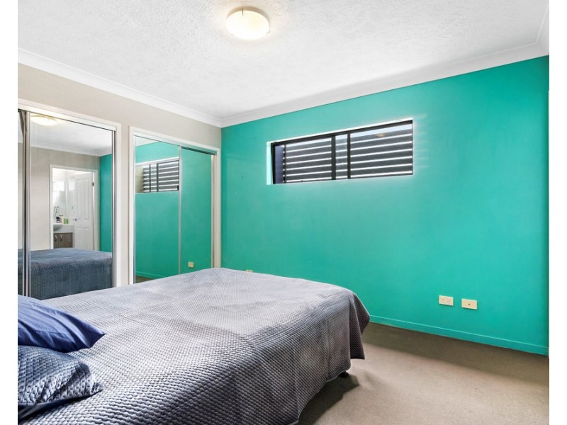 2/397 Rode Road, Chermside QLD 4032