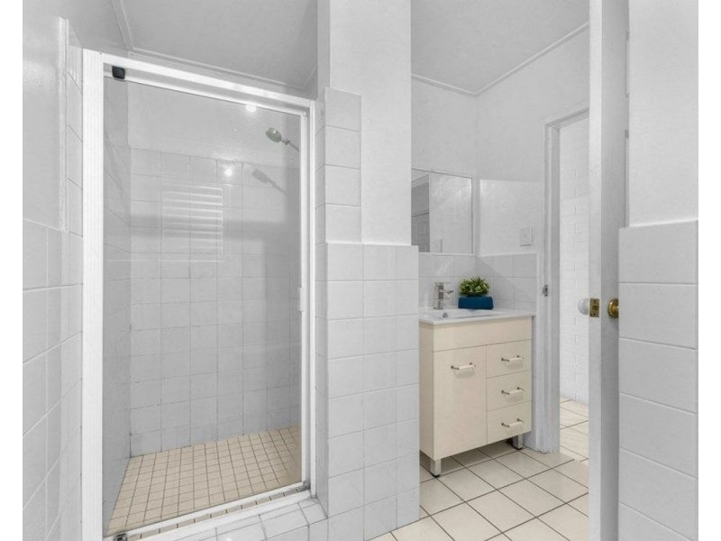 2/66 Junction Road, Clayfield QLD 4011