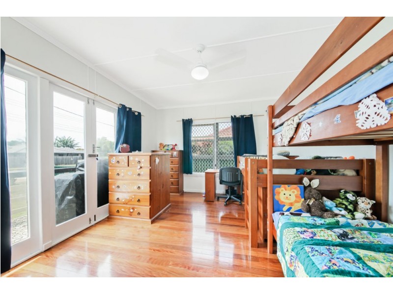 15 Spencer Street, Lawnton QLD 4501