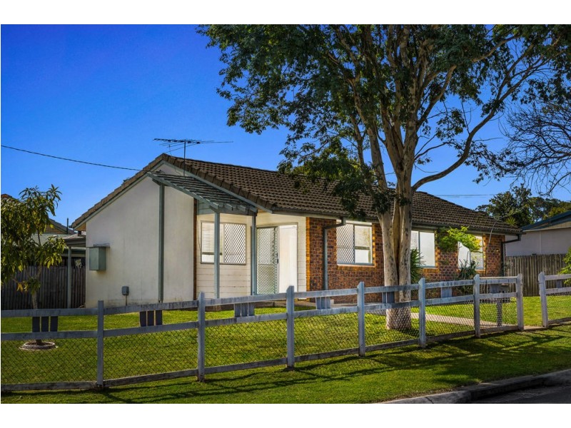 15 Loane Crescent, Lawnton QLD 4501