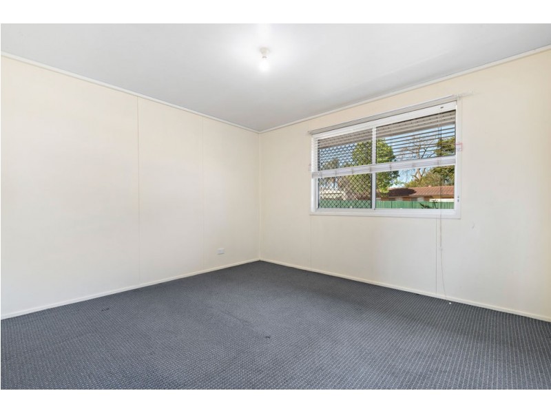 15 Loane Crescent, Lawnton QLD 4501