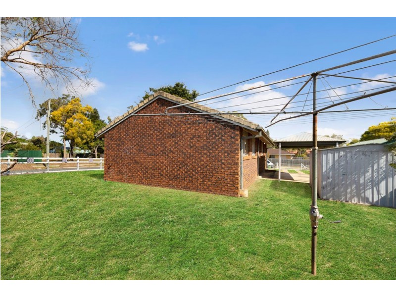 15 Loane Crescent, Lawnton QLD 4501