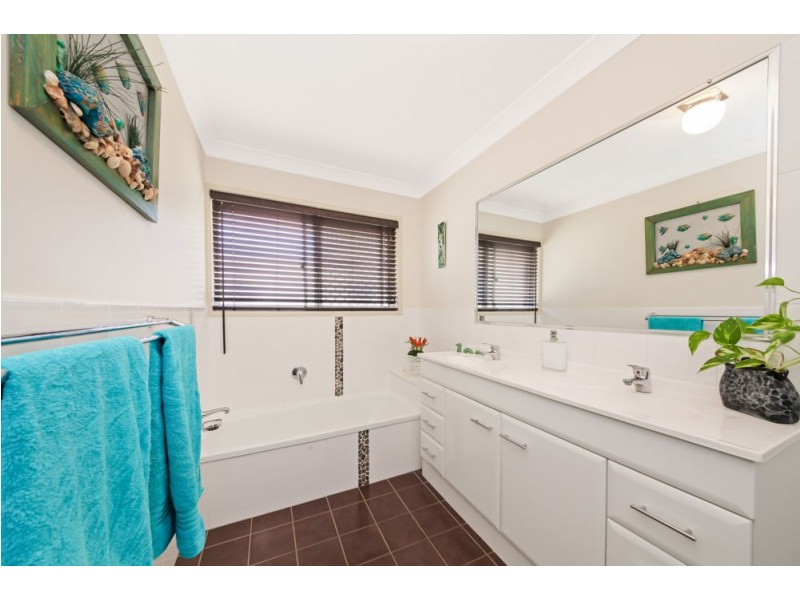 6 Makorako Street, Aspley QLD 4034