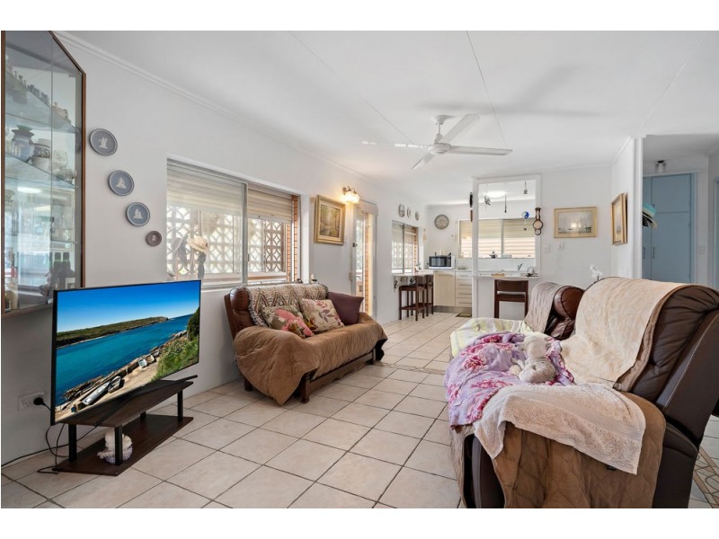 103 Samsonvale Road, Strathpine QLD 4500