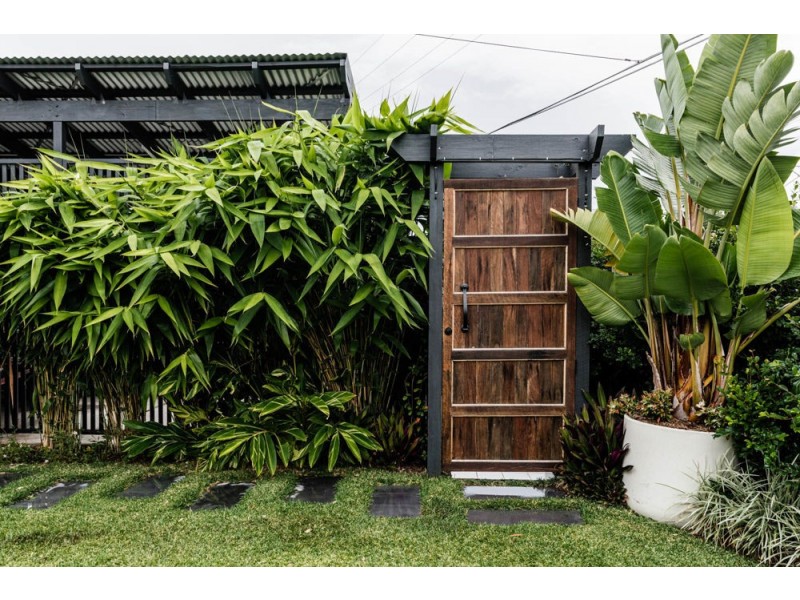 27 Albury Street, Deagon QLD 4017