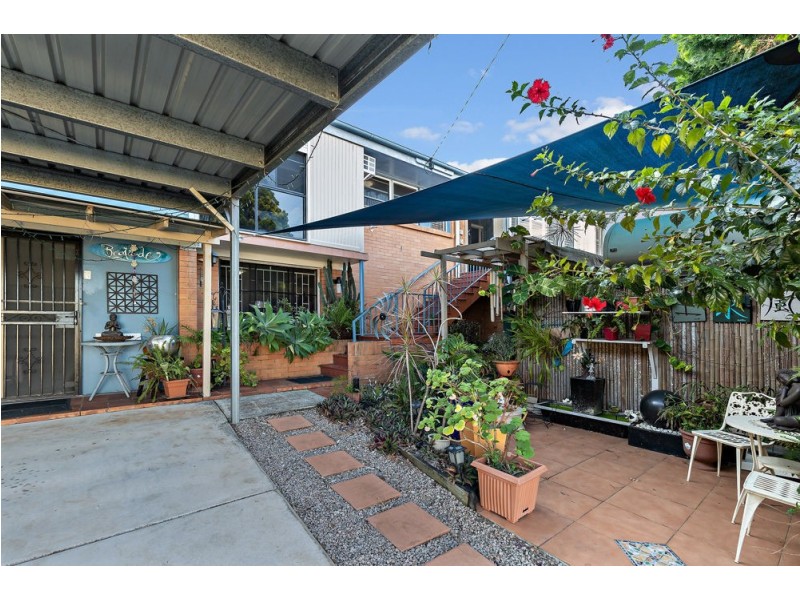 1 Floramy Street, Boondall QLD 4034