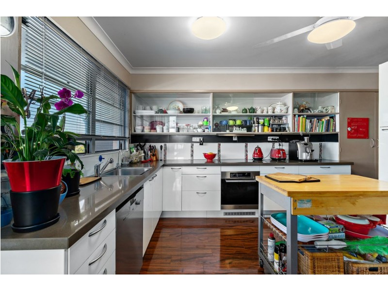 1 Floramy Street, Boondall QLD 4034