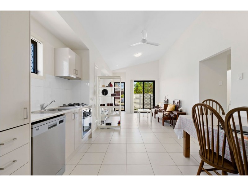 18 Blue Mountains Crescent, Fitzgibbon QLD 4018