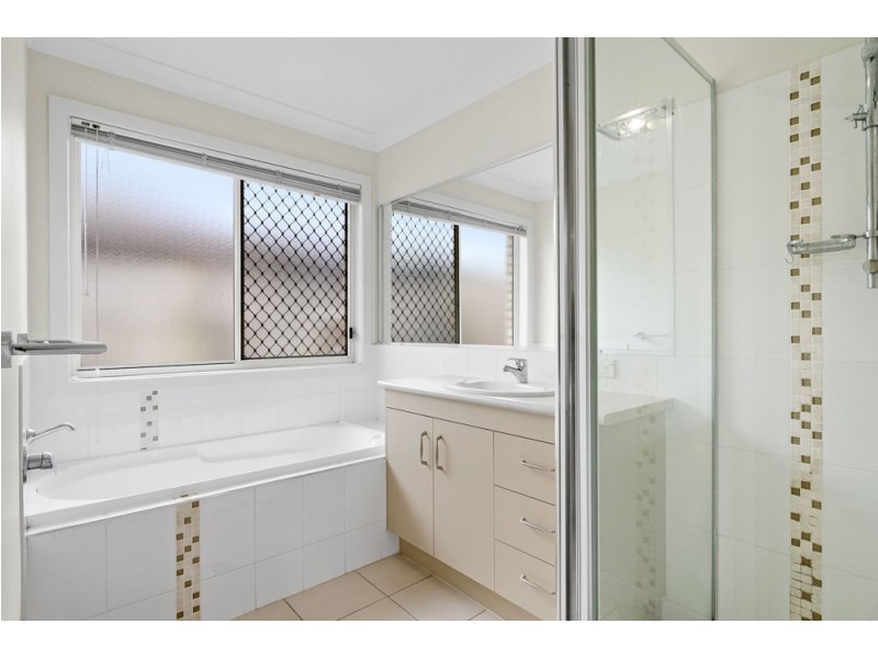 4 Darcy Court, Bracken Ridge QLD 4017