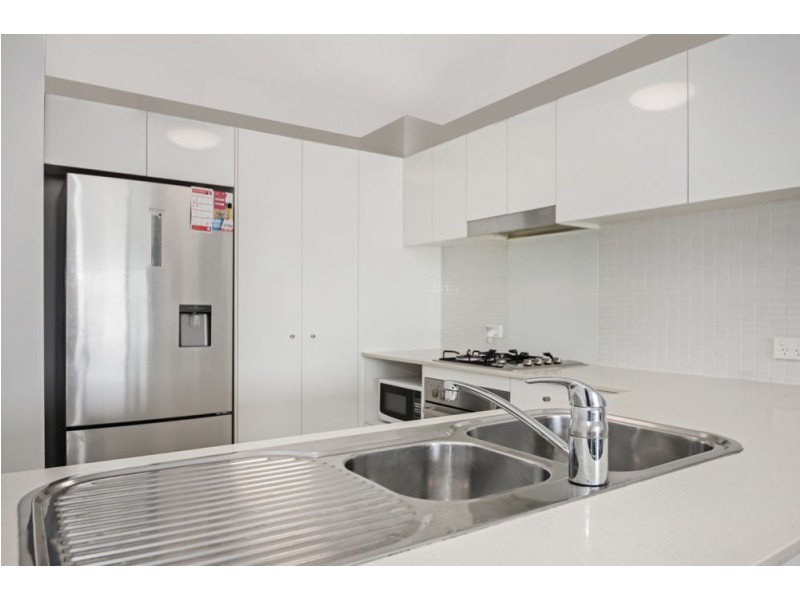 402/15-17 Playfield Street, Chermside QLD 4032