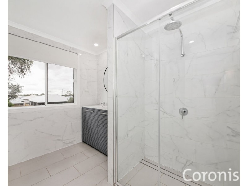 76 Peter Street, Strathpine QLD 4500