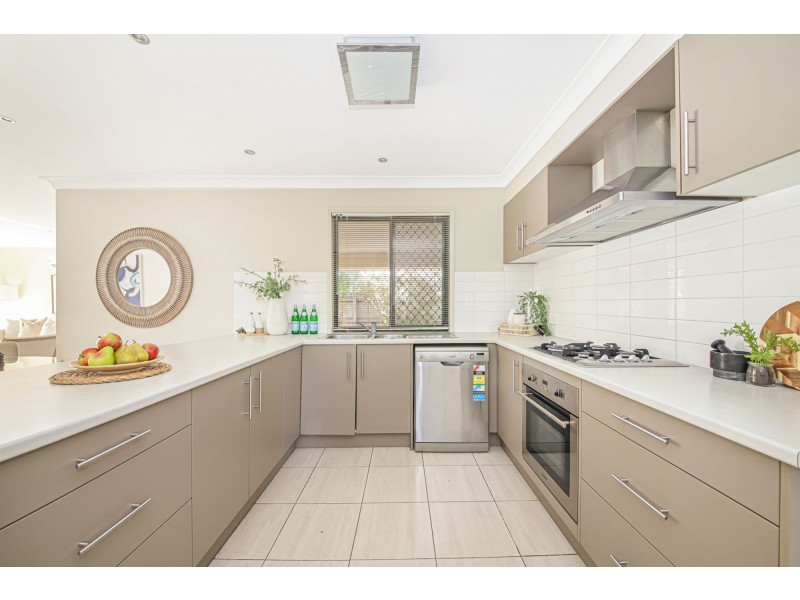 12 Caribou Crescent, Fitzgibbon QLD 4018