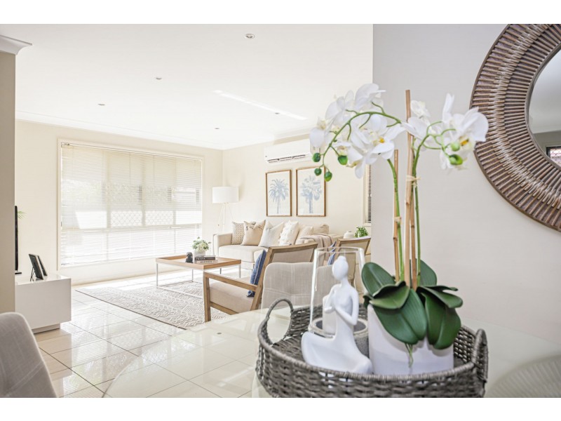 12 Caribou Crescent, Fitzgibbon QLD 4018