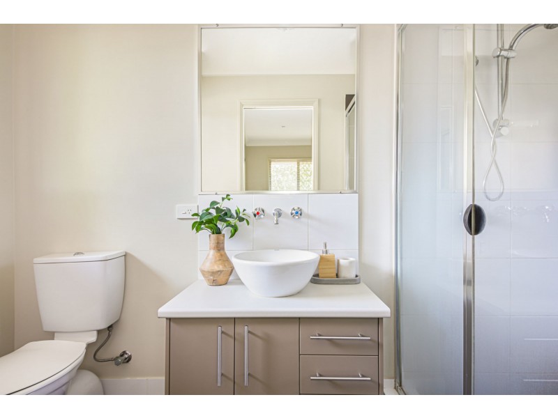 12 Caribou Crescent, Fitzgibbon QLD 4018