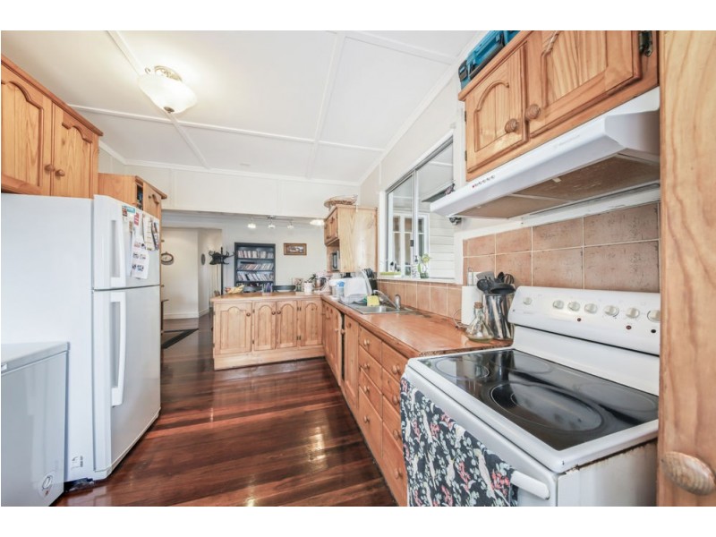 99 Silvan Road, Deagon QLD 4017